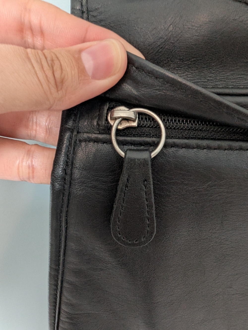 Vintage Coach Hippie Slim Flat Backpack - Picture 5 of 6